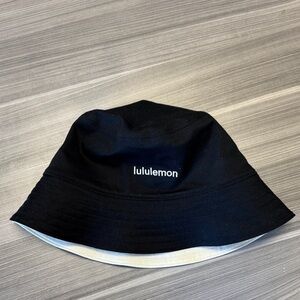 Lululemon Athletica Black Bucket Hat